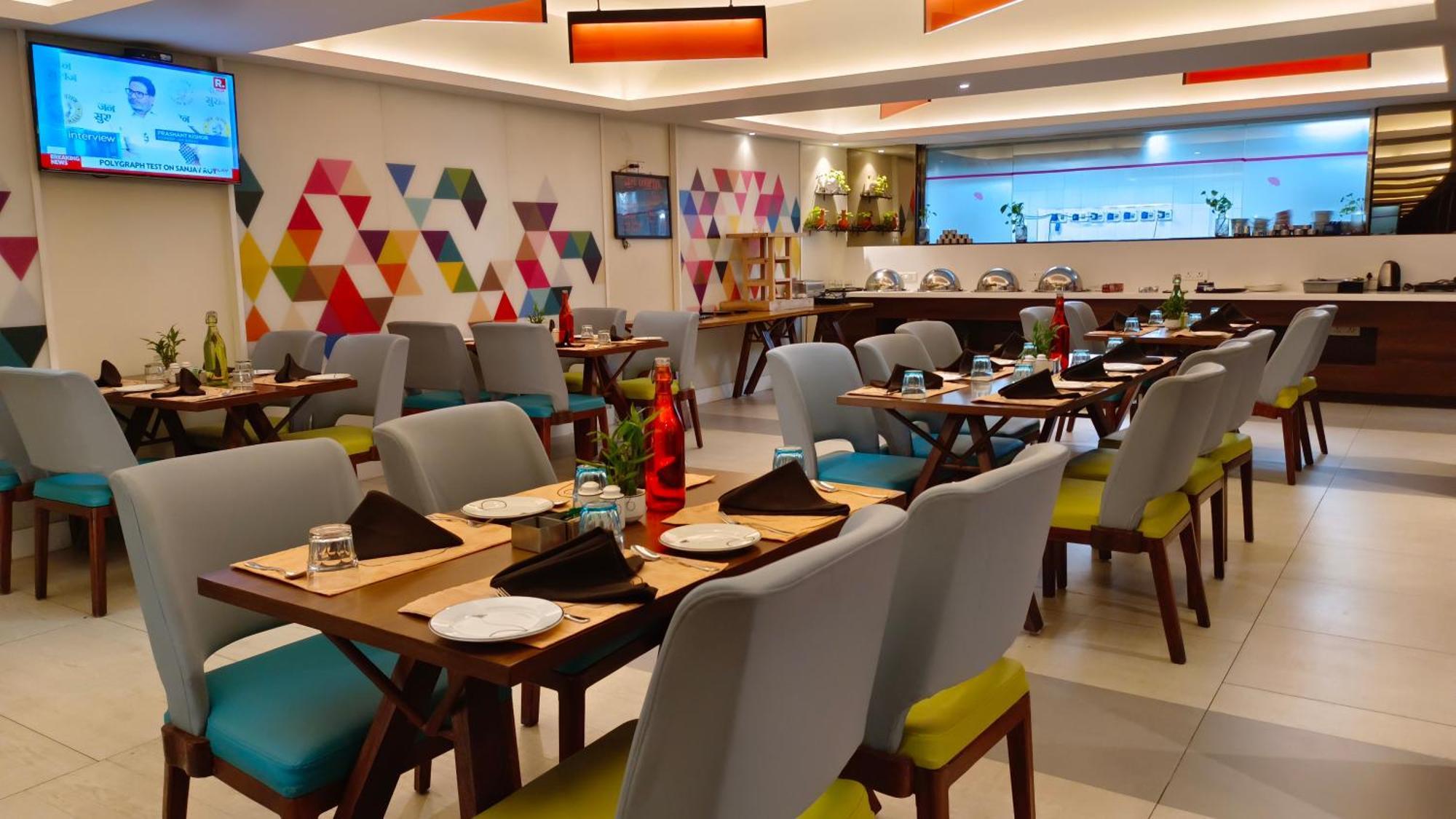 Zibe Luxe Hyderabad By Grt Hotels 3* Hyderabad